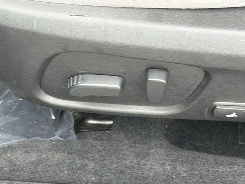 Used 2018 Subaru Forester 2.5i Premium AWD/4WD image 23