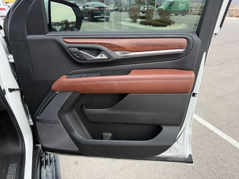 Used 2024 GMC Yukon Denali Ultimate image 16