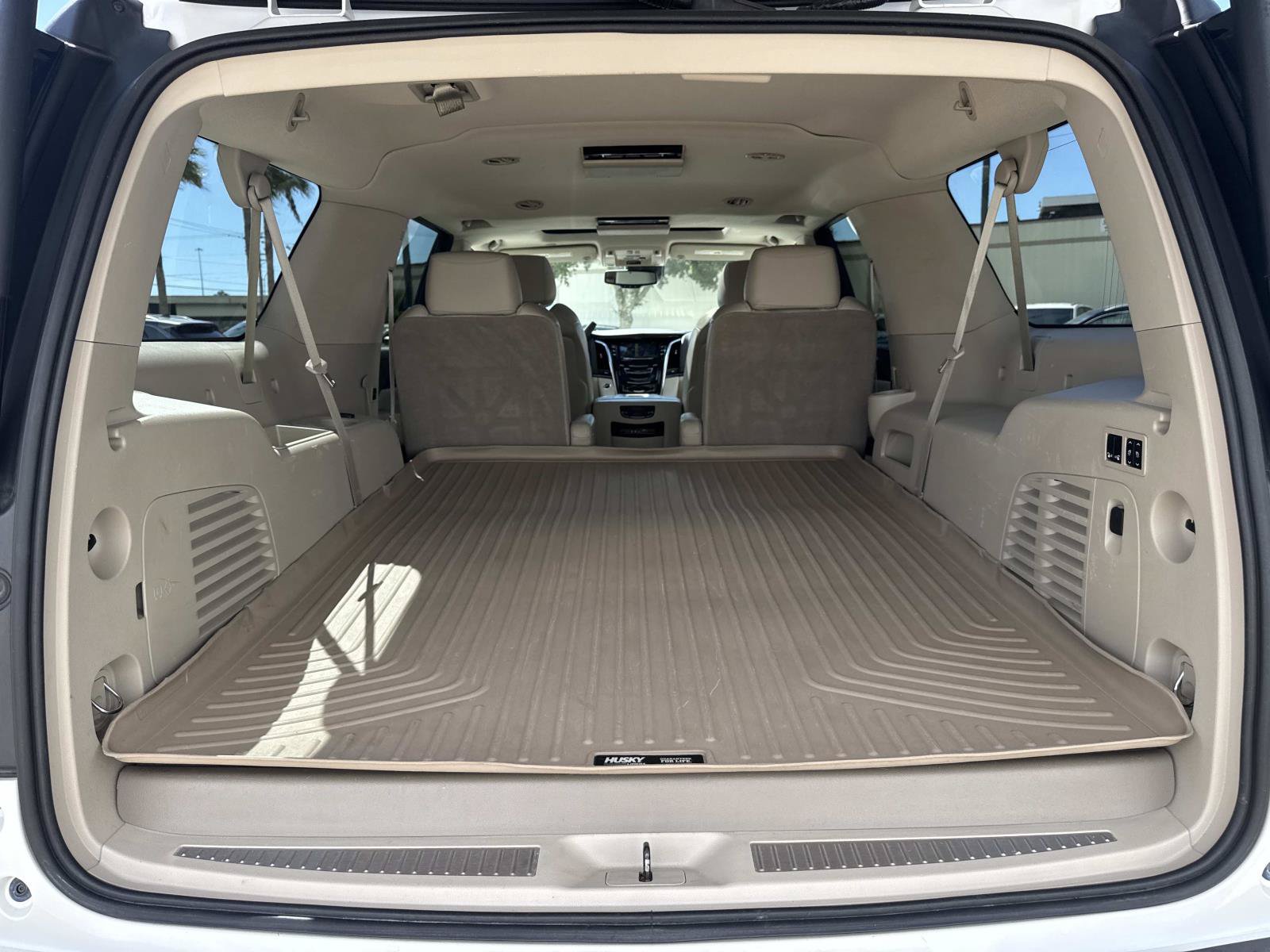 Used 2016 Cadillac Escalade ESV Premium AWD/4WD image 8