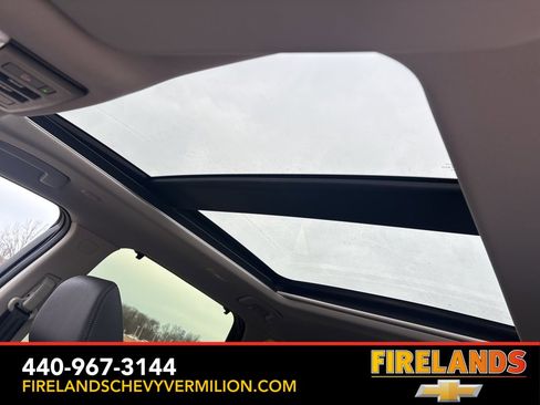 Used 2025 Nissan Rogue SL w/ Tech Package image 32