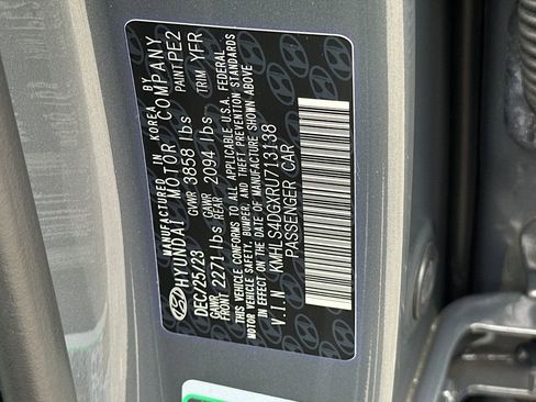 Used 2024 Hyundai Elantra SEL w/ Convenience Package image 33