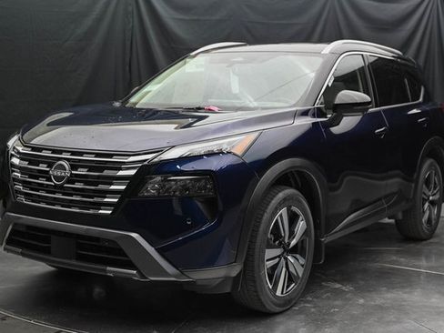 New 2025 Nissan Rogue SL w/ SL Premium Package image 6