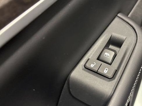 New 2026 Jeep Grand Cherokee L Limited AWD/4WD image 22