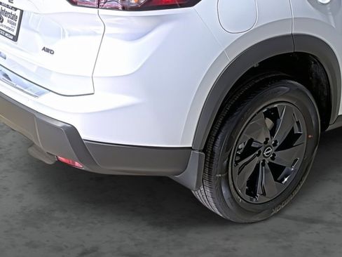 New 2026 Nissan Rogue SV w/ Cold Weather Package AWD/4WD image 12