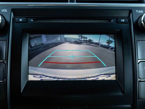 Certified 2017 Toyota Camry LE image 33