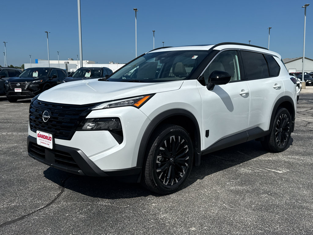 New 2026 Nissan Rogue Dark Armor AWD/4WD image 2