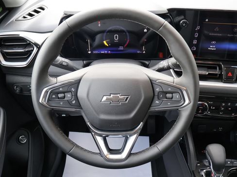 New 2026 Chevrolet TrailBlazer LT w/ Convenience Package AWD/4WD image 14