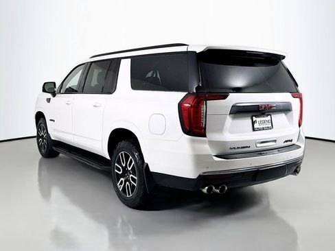 Used 2023 GMC Yukon XL AT4 w/ Technology Package image 8