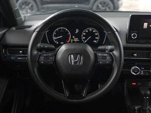 Used 2023 Honda Civic Sport image 16