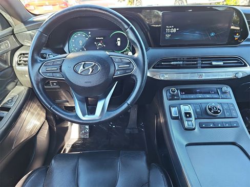 Used 2022 Hyundai Palisade Calligraphy image 18