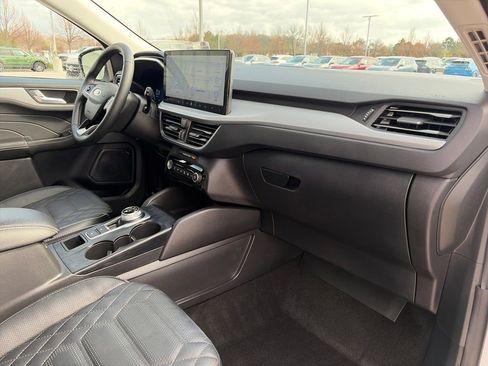 Used 2024 Ford Escape Platinum w/ Premium Technology Package image 13