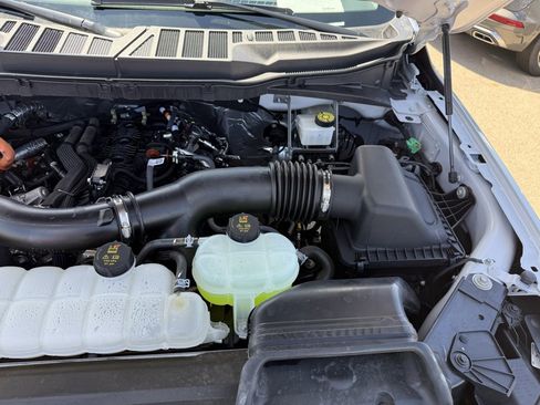 Used 2024 Ford F150 XLT w/ Mobile Office Package image 39