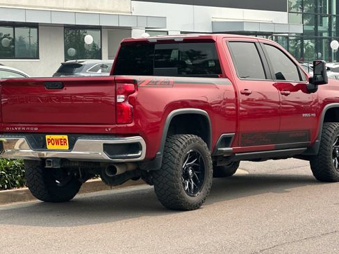 Used 2021 Chevrolet Silverado 3500 LT w/ Convenience Package AWD/4WD image 4