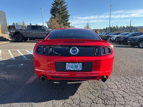 Used 2014 Ford Mustang GT image 6