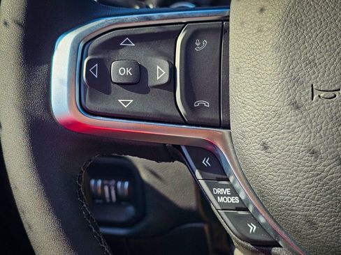 New 2026 RAM 1500 4x4 Crew Cab image 19