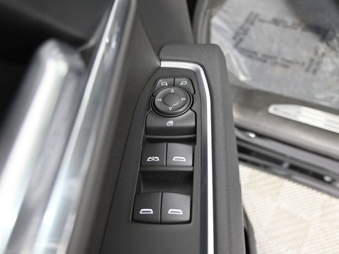 New 2026 Chevrolet Silverado 1500 LT w/ Z71 Off-Road Package image 23