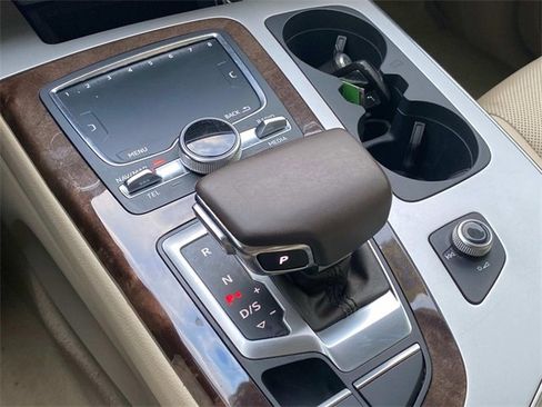 Used 2019 Audi Q7 2.0T Premium Plus w/ Premium Plus Package image 30