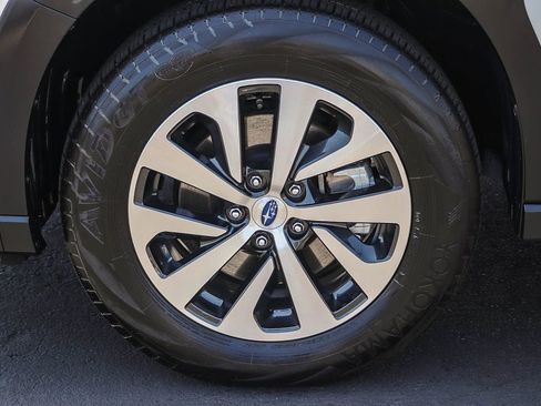 Certified 2024 Subaru Outback Premium AWD/4WD image 11