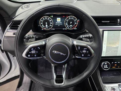 New 2026 Jaguar F-PACE R-Dynamic S image 15