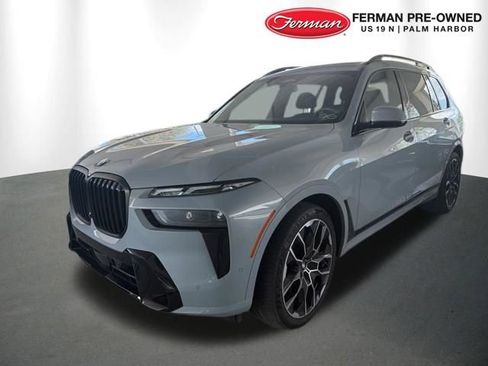 Used 2024 BMW X7 xDrive40i w/ M Sport Package image 3