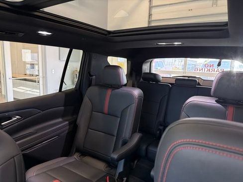 Used 2026 Chevrolet Traverse RS w/ LPO, Floor Liner Package AWD/4WD image 20
