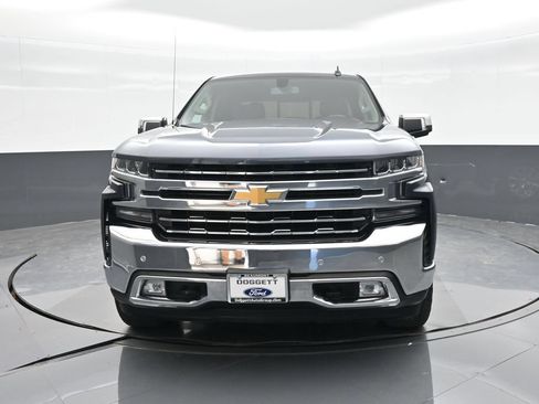 Used 2022 Chevrolet Silverado 1500 LTZ w/ Z71 Off-Road Package AWD/4WD image 7