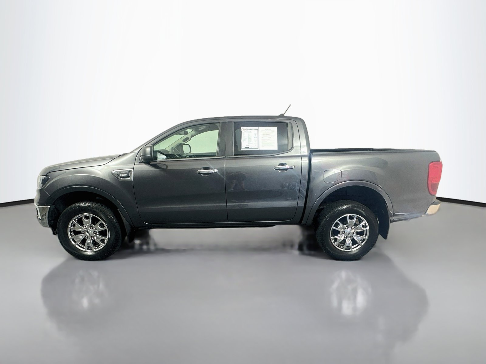 Used 2019 Ford Ranger XLT w/ Equipment Group 302A Luxury AWD/4WD image 4