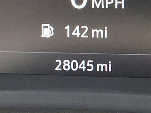 Certified 2022 Chevrolet TrailBlazer ACTIV w/ Sun and Liftgate Package image 12