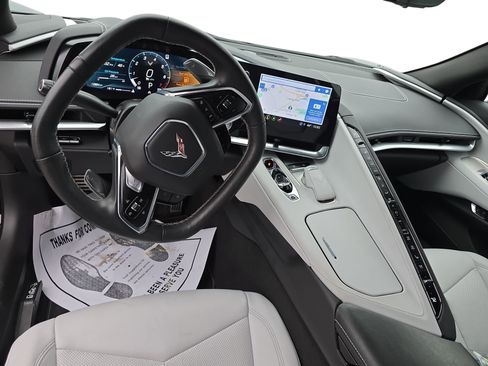 Used 2023 Chevrolet Corvette Stingray Preferred Cpe w/ Z51 Performance Package image 9