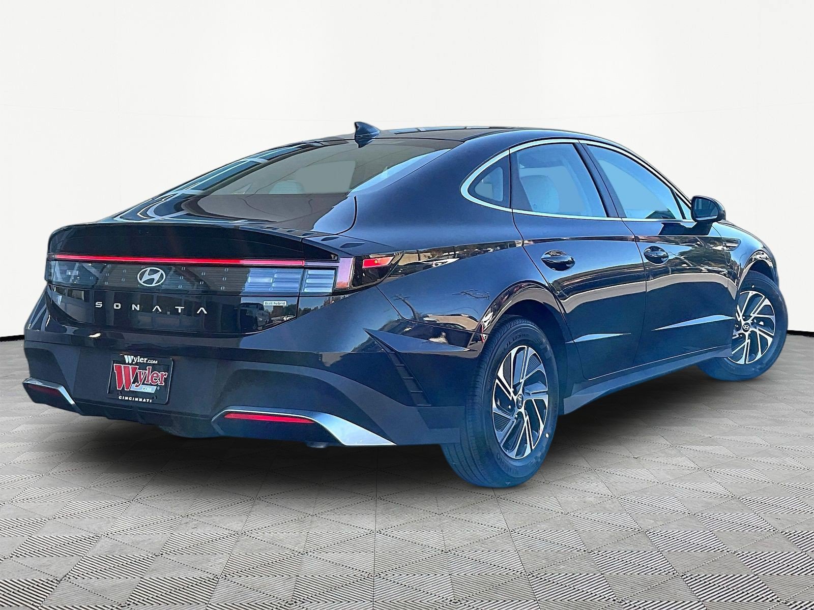 New 2027 Hyundai Sonata Blue FWD image 5