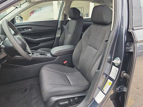 Used 2025 Honda Accord SE image 25