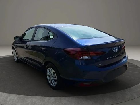 Used 2020 Hyundai Elantra SE FWD image 4