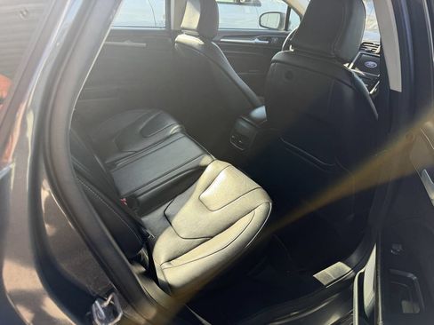 Used 2020 Ford Fusion Titanium AWD/4WD image 16