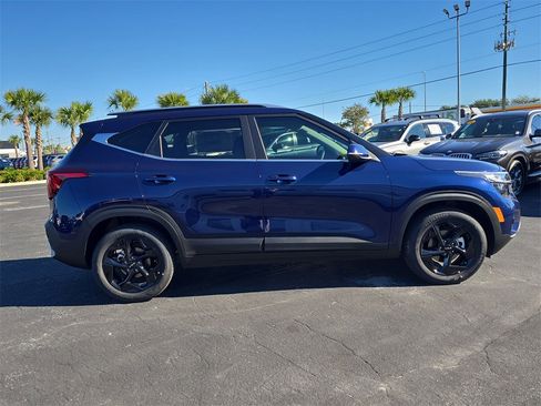 New 2026 Kia Seltos EX w/ EX Sunroof Package image 9