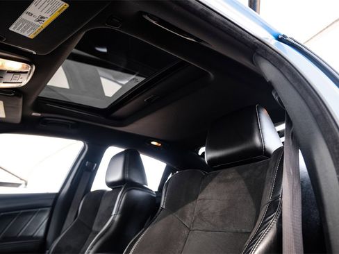 Used 2023 Dodge Charger R/T w/ Plus Group image 4