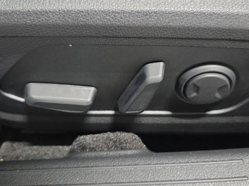 Used 2025 Hyundai Sonata SEL FWD image 28