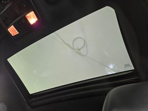 Used 2019 Toyota Tacoma TRD Off-Road image 18