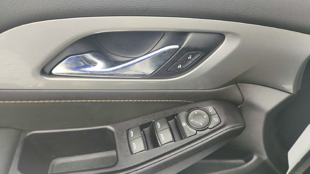Certified 2020 Chevrolet Traverse LS FWD image 20