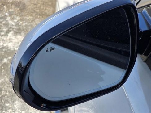 Used 2024 Buick Envista Avenir image 16