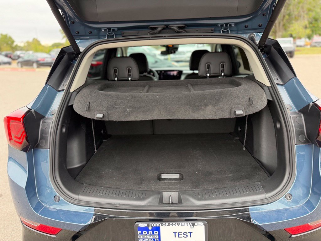 Used 2025 Buick Encore GX Sport Touring FWD image 19