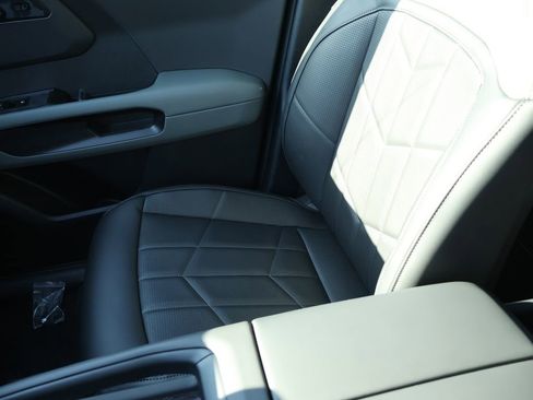 New 2027 Kia Telluride SX Prestige X-Pro AWD/4WD image 28