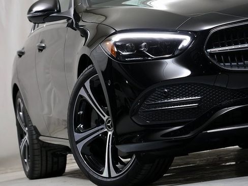 New 2026 Mercedes-Benz C 300 4MATIC Sedan image 4