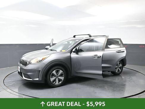 Used 2018 Kia Niro LX FWD image 55