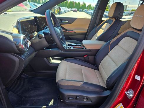 Used 2026 Chevrolet Equinox ACTIV w/ Convenience Package III FWD image 14