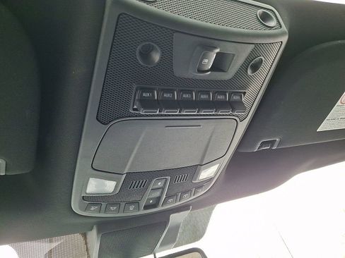 Used 2022 Ford F350 Lariat w/ Black Appearance Package image 28