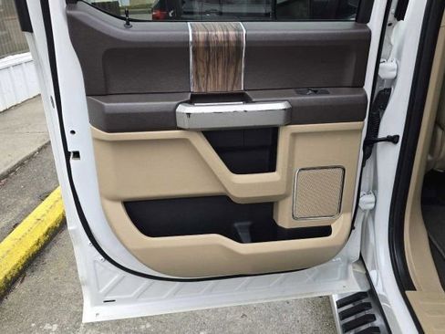 Used 2020 Ford F150 Lariat w/ Equipment Group 502A Luxury image 33