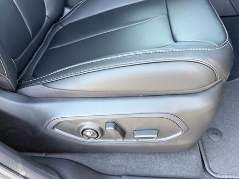 New 2026 Jeep Grand Cherokee L Limited RWD image 27