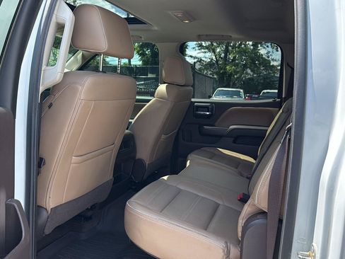 Used 2017 GMC Sierra 1500 Denali w/ Denali Ultimate Package AWD/4WD image 10