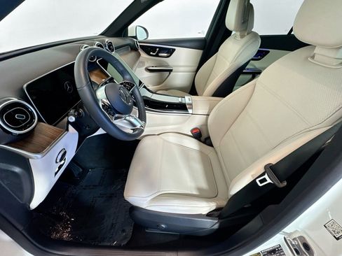 Certified 2026 Mercedes-Benz GLC 300 image 19