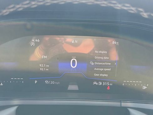 Used 2024 Volkswagen Taos SE FWD image 4
